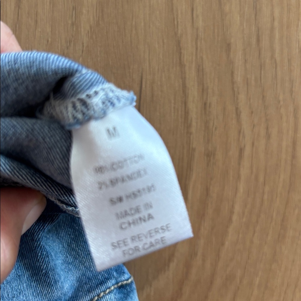 Denim Button-Up Crop Top - Picture 2 of 2